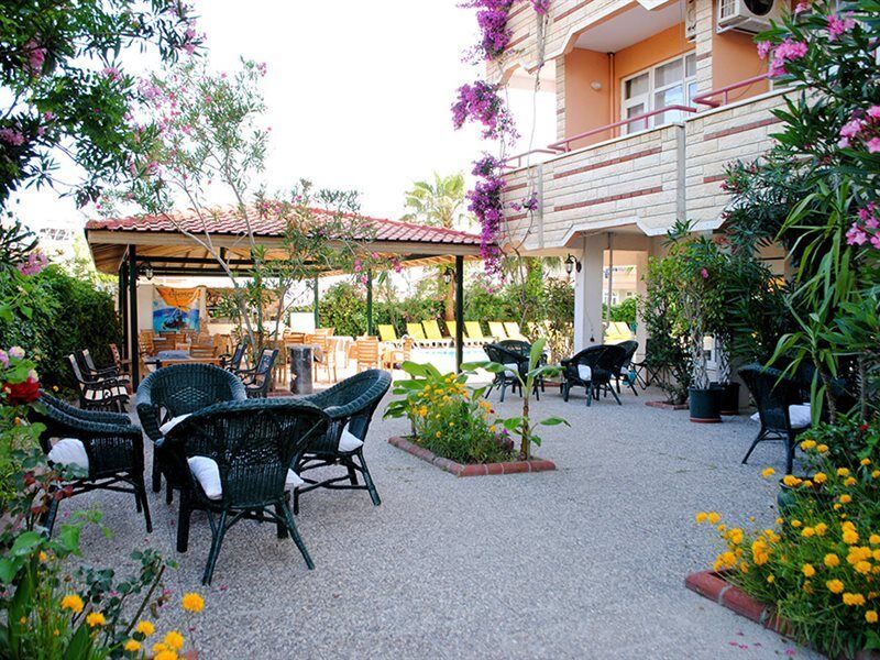 Beyaz Saray Hotel Side Zewnętrze zdjęcie